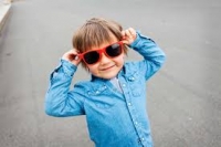 Κίνδυνοι για τα μάτια των παιδιών το καλοκαίρι και τρόποι προστασίας